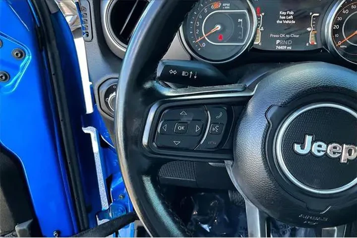 $22992 : Jeep Wrangler 2021 4x4 Sport image 9