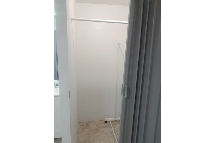 $1000 : EFICENCE $1000 miami gardens image 5