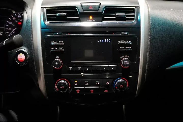 $10140 : 2014 Altima 2.5 S image 10