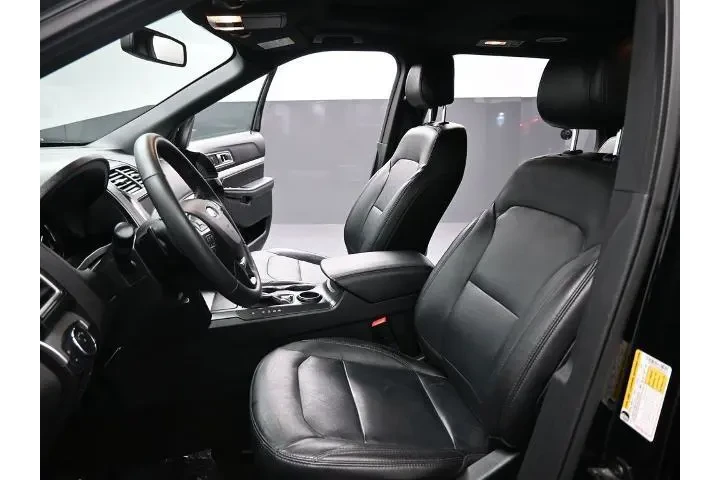 $18298 : Ford Explorer 2017 XLT 4dr S image 10