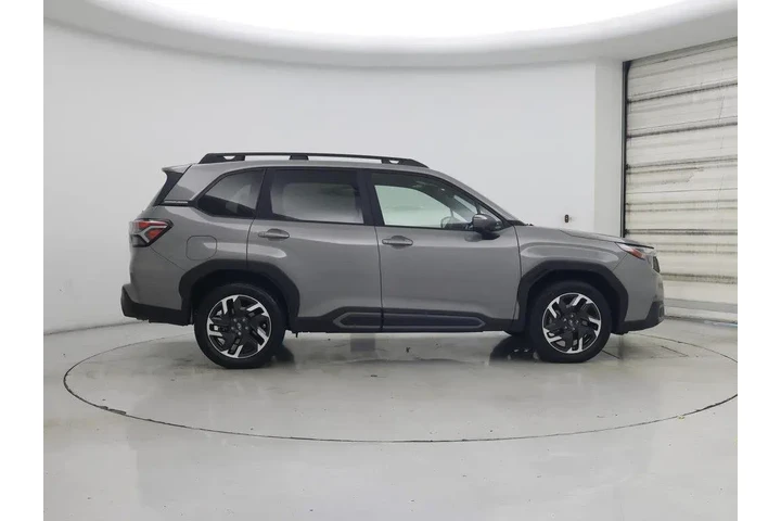 $31998 : Subaru Forester 2025 AWD Lim image 7