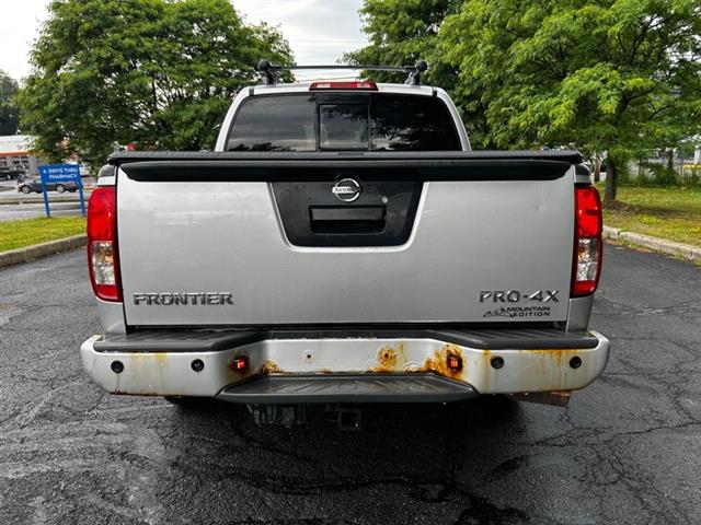 $16495 : 2014 Frontier PRO-4X Crew Cab image 5