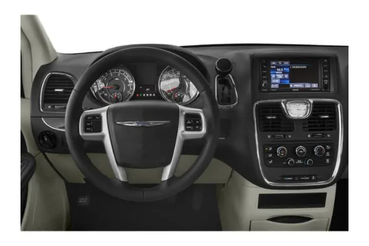 $4990 : Chrysler Town and Country 20 image 10