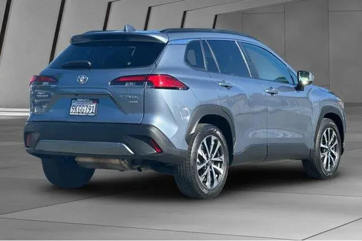 $31500 : Toyota Corolla Cross 2024 AW image 4