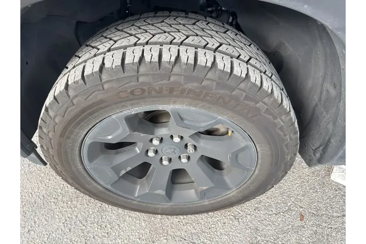 $37635 : Ram 1500 2025 4x2 Big Horn 4 image 7