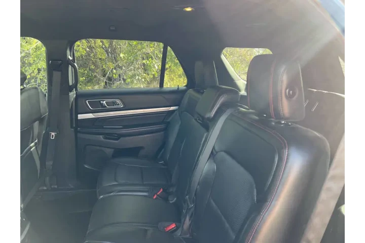 $14995 : 2017 Explorer Sport image 5