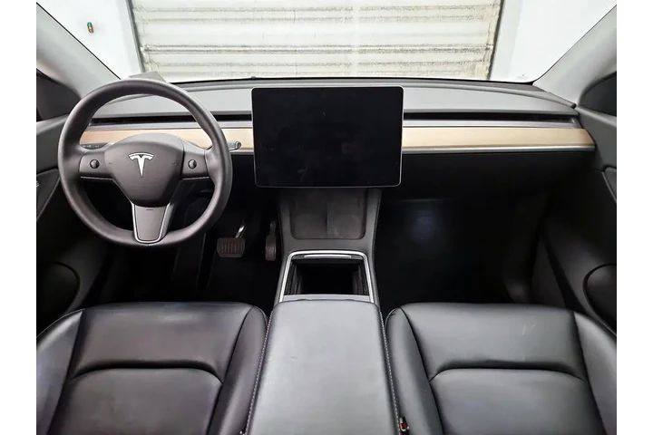 $28998 : Tesla Model Y 2021 AWD Long image 9