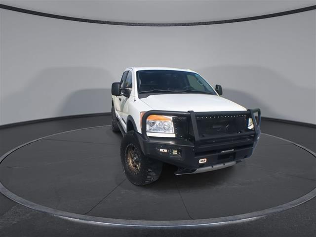 $19000 : PRE-OWNED 2015 NISSAN TITAN P image 3