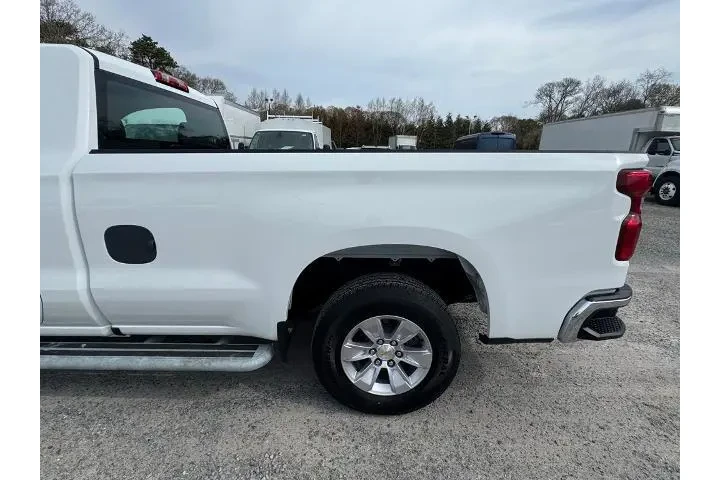 $34700 : Chevrolet Silverado 1500 202 image 8