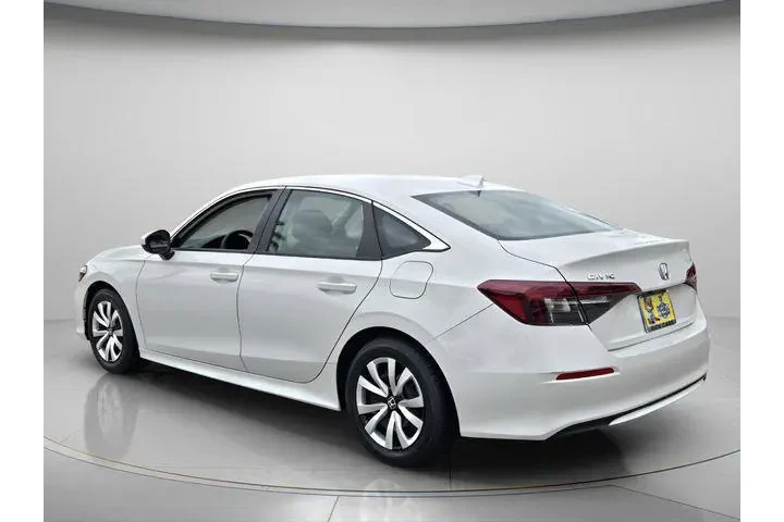 $22987 : Honda Civic 2025 LX 4dr Seda image 7