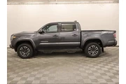 $36995 : Toyota Tacoma 2023 4x4 TRD S thumbnail
