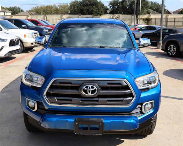 $27995 : 2017 Tacoma Limited Double Ca image 9