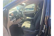 $17820 : Chrysler Voyager 2023 LX 4dr thumbnail