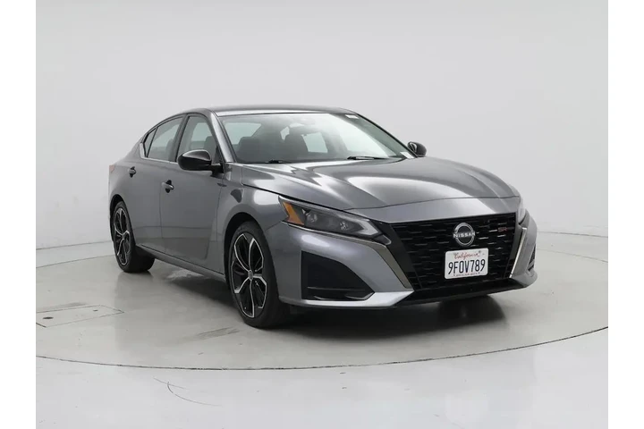 $22998 : Nissan Altima 2023 2.5 SR 4d image 1