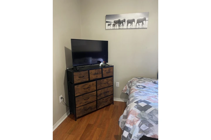 $875 : Se Renta Habitación image 4