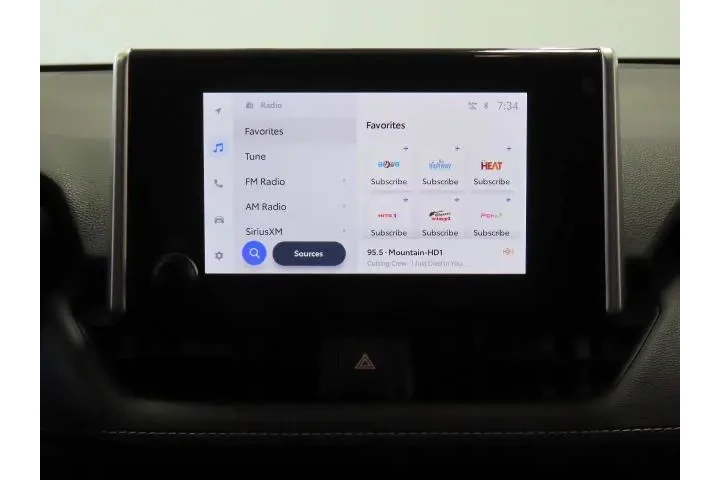 $26801 : Toyota RAV4 2024 AWD LE 4dr image 10