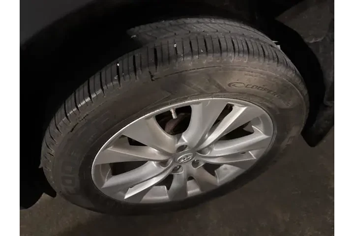 $11910 : Toyota RAV4 2014 AWD Limited image 6