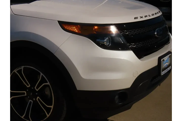$13999 : Ford Explorer 2015 AWD Sport image 6