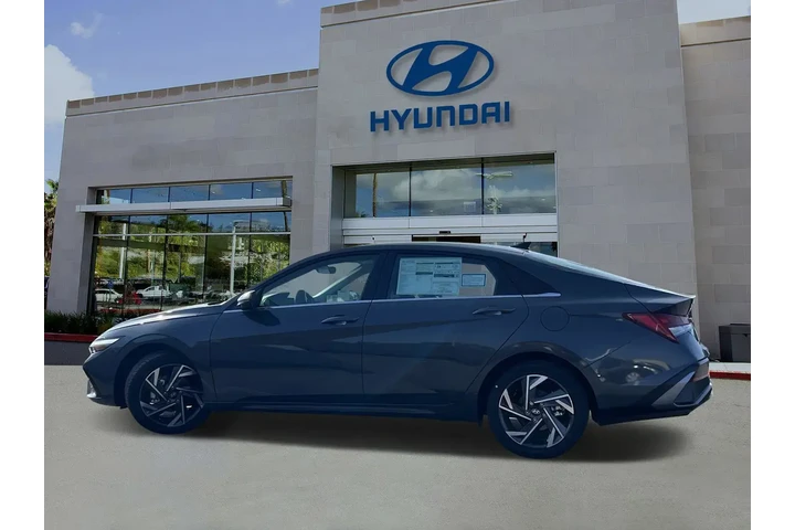 $22995 : Hyundai ELANTRA 2024 Limited image 5