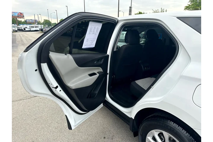 $15900 : 2020 Equinox FWD 4dr LS w/1LS image 9