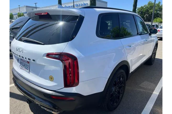 $37988 : Kia Telluride 2022 AWD SX 4d image 8