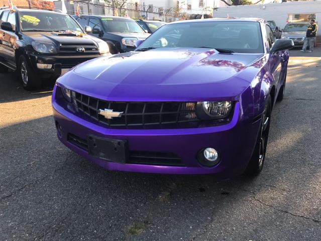 $12995 : Used 2012 Camaro 2dr Cpe 1LT image 2