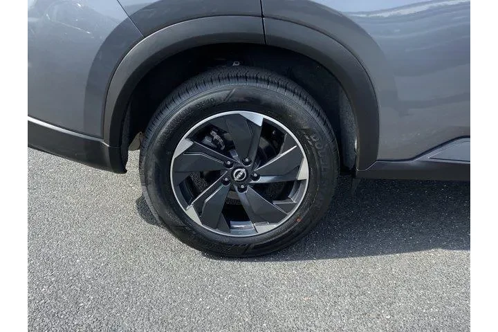 $19090 : Nissan Rogue 2025 AWD SV 4dr image 9