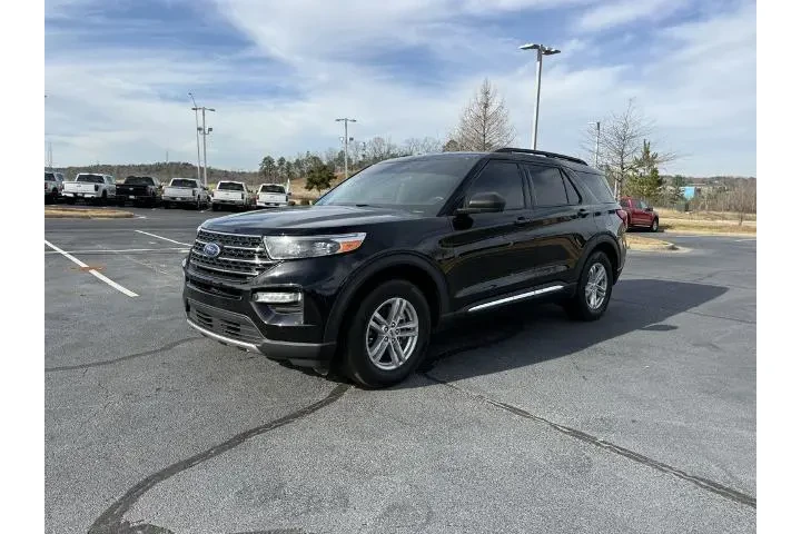 $27466 : Ford Explorer 2023 XLT 4dr S image 3