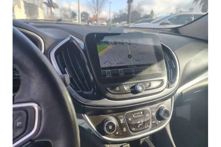 $8590 : 2017 Volt Premier image 7