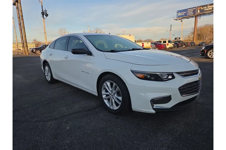 $11995 : 2018 Malibu LS image 7