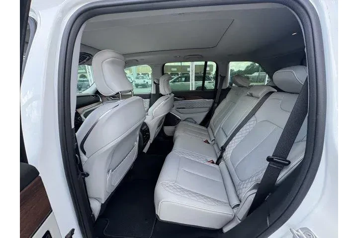 $36995 : Jeep Grand Cherokee 2022 4x2 image 9