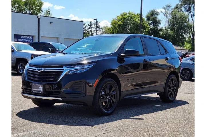 $18975 : 2024 Equinox LS image 8