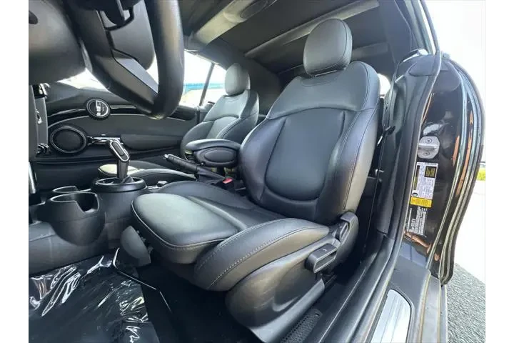 $25999 : MINI Convertible 2024 Cooper image 4