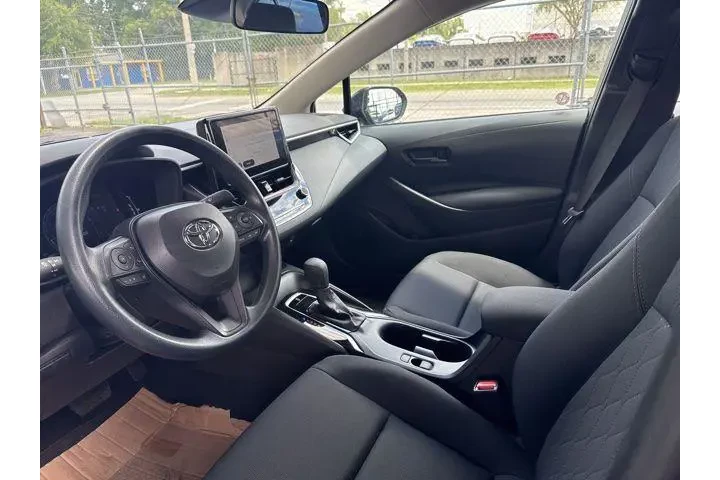$23495 : Toyota Corolla 2026 LE 4dr S image 7