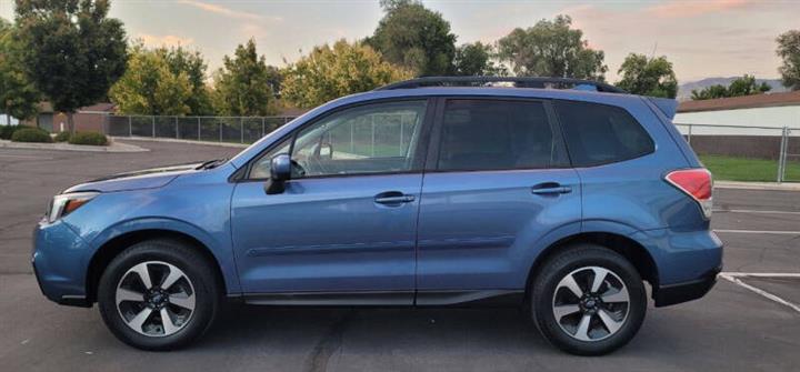 $13800 : 2017 Forester 2.5i Premium image 6