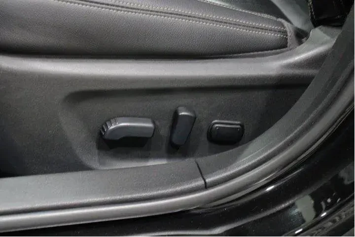 $18974 : Nissan Altima 2019 2.0 Plati image 4