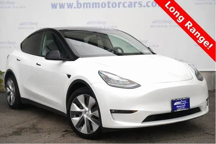 $22900 : Tesla Model Y 2021 AWD Long image 1