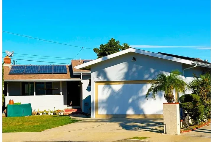 $2000 : Additional upgrades Both bath image 3