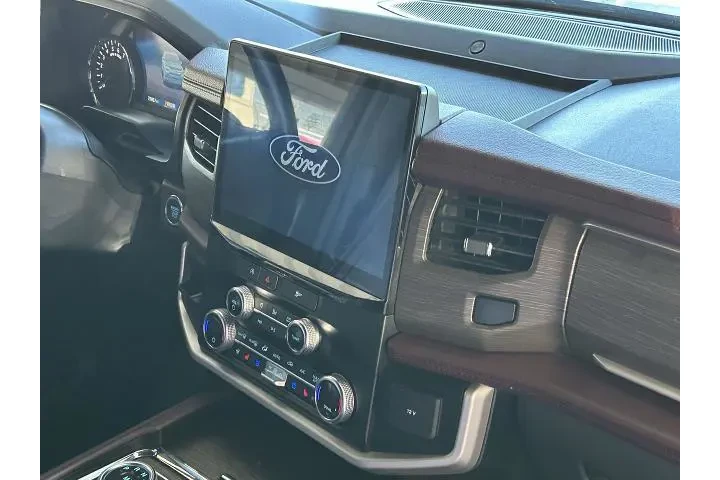 $39997 : Ford Expedition MAX 2023 4x4 image 9