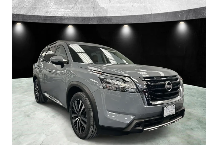 $33985 : Nissan Pathfinder 2023 AWD P image 1