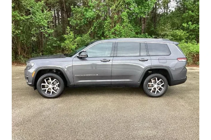 $30670 : Jeep Grand Cherokee L 2024 4 image 6