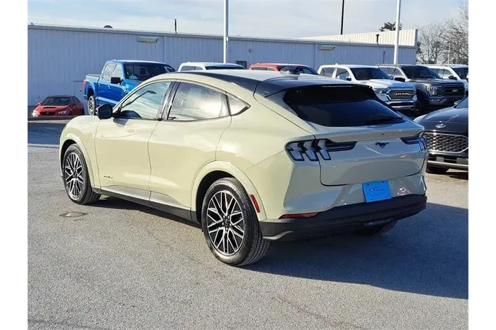 $38977 : Ford Mustang Mach-E 2025 AWD image 3