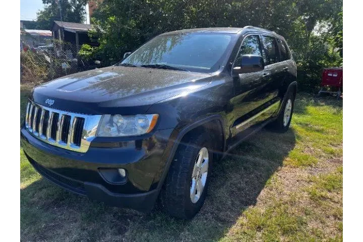 $15495 : 2011 Grand Cherokee Laredo X image 1
