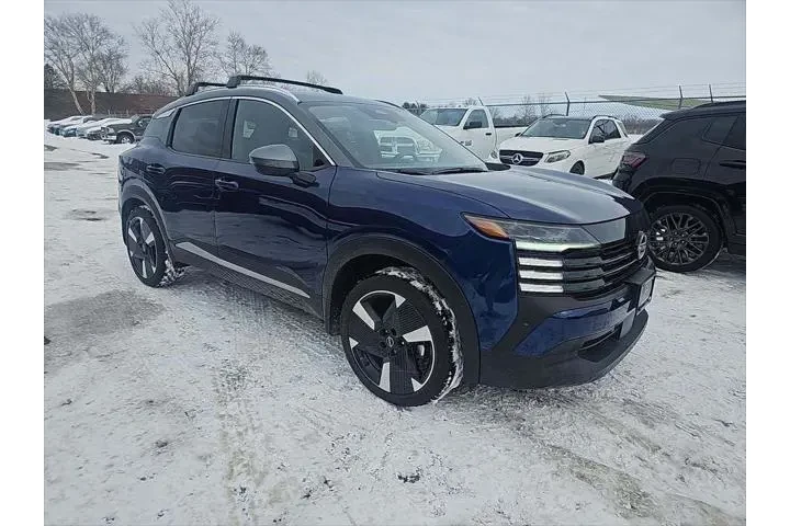 $25993 : Nissan Kicks 2025 AWD SR 4dr image 2