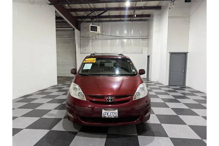 $7999 : Sienna 2008 image 2