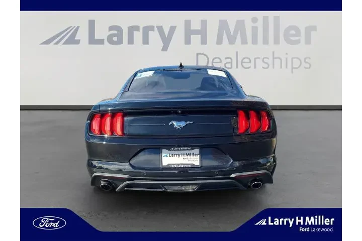 $25000 : Ford Mustang 2022 EcoBoost P image 4