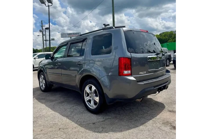 $6400 : 2013 Pilot EX image 7
