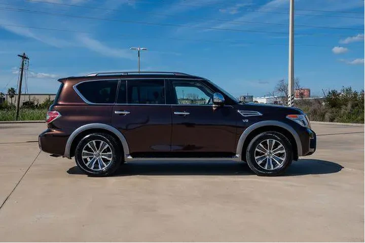 $19373 : Nissan Armada 2018 4x2 SL 4d image 3