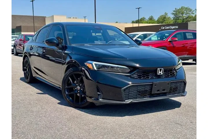 $25989 : Honda Civic 2025 Sport 4dr H image 1