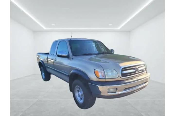 $6900 : 2002 Tundra SR5 V8 image 3